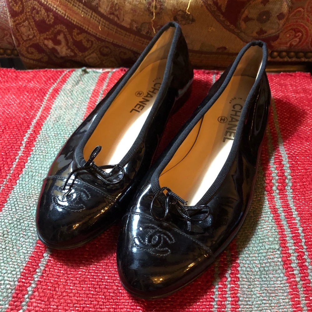 Black Chanel flats